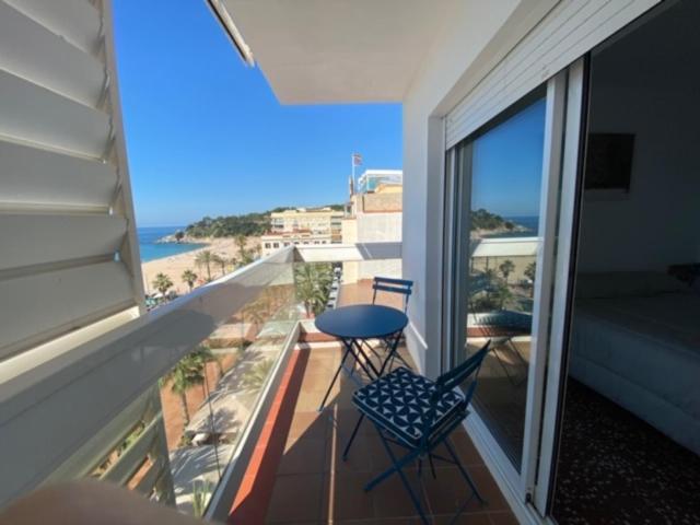 Mediterranean Apartment In Lloret De Mar Next To The Sea Bagian luar foto