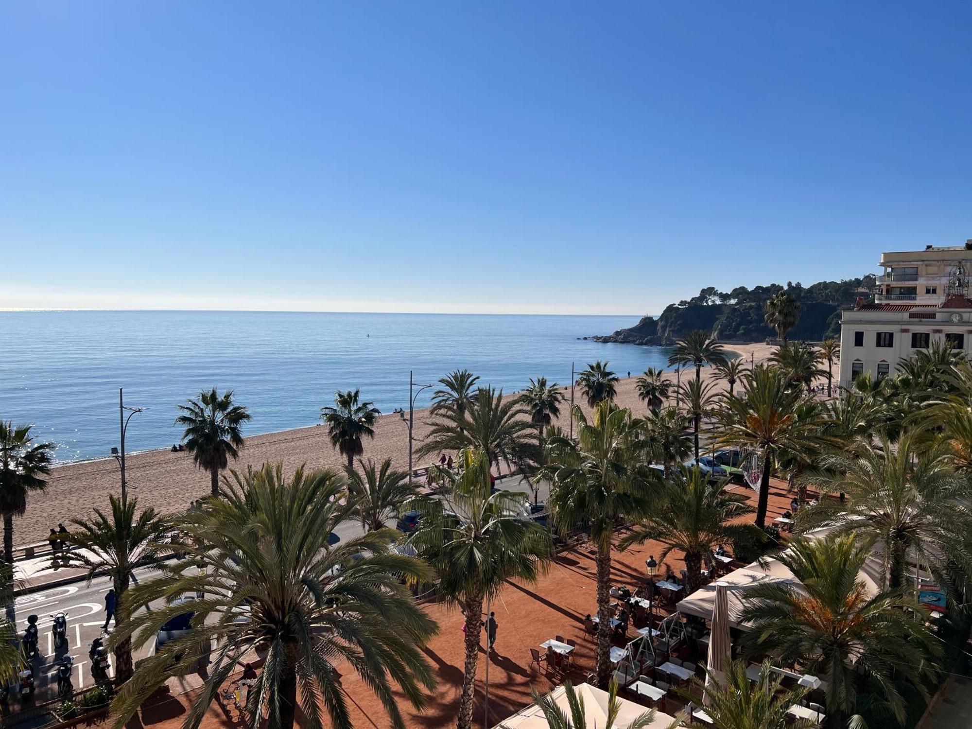 Mediterranean Apartment In Lloret De Mar Next To The Sea Bagian luar foto
