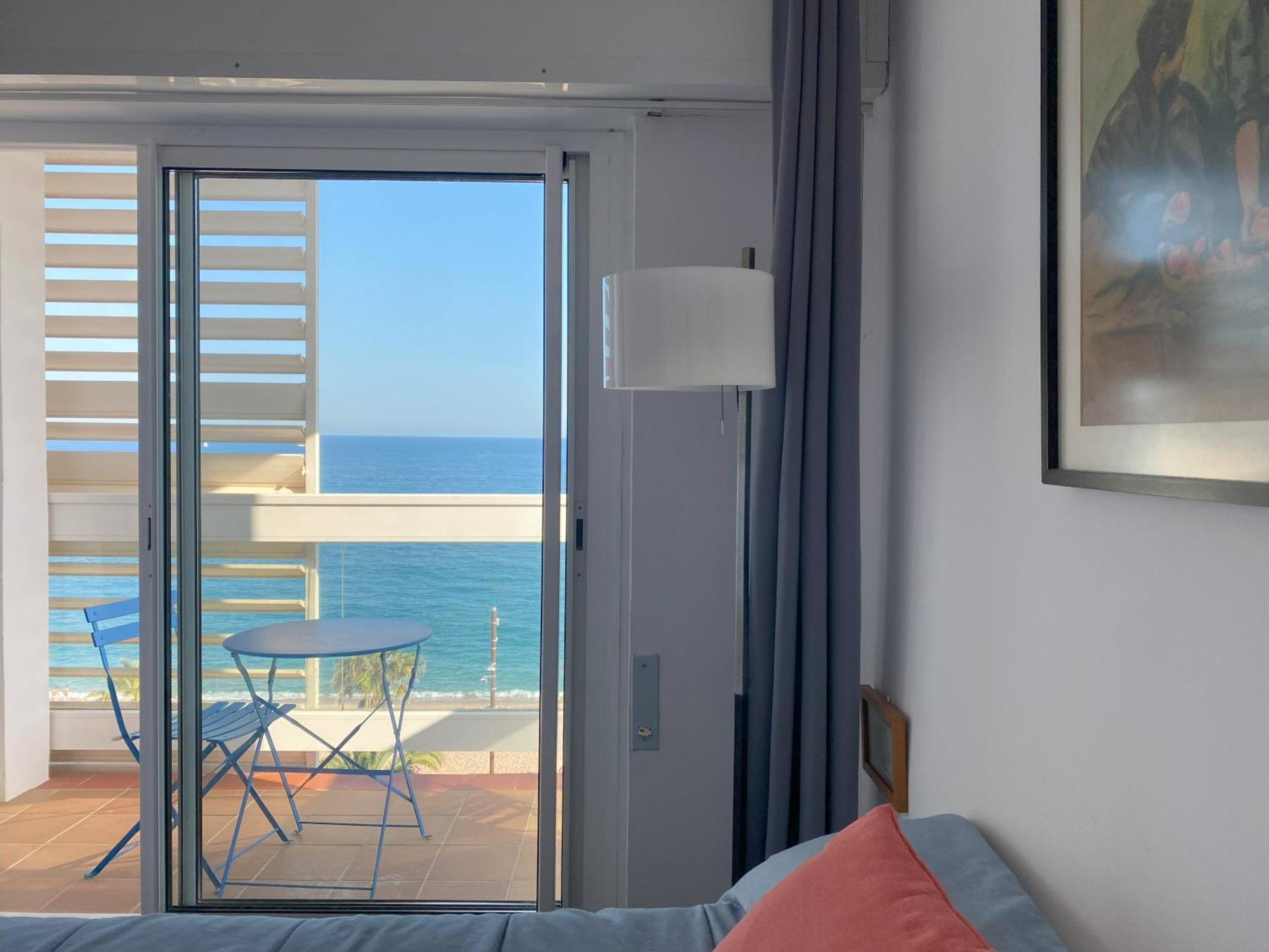 Mediterranean Apartment In Lloret De Mar Next To The Sea Bagian luar foto